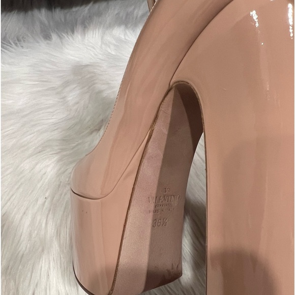 VALENTINO GARAVANI TAN-GO PLATFORM PUMP IN PATENT LEATHER 155 MM - Picture 7 of 10
